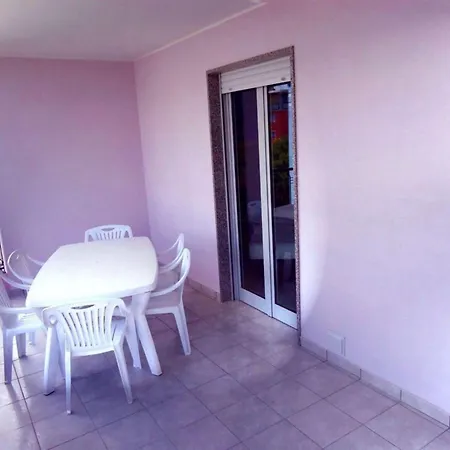 Modern Flat With Large Terrace 公寓 *